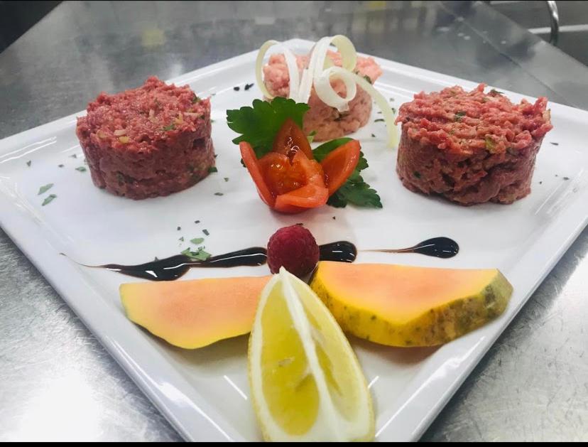 ホテル Ristorante Con Alloggio Val Sole Acquarossa エクステリア 写真