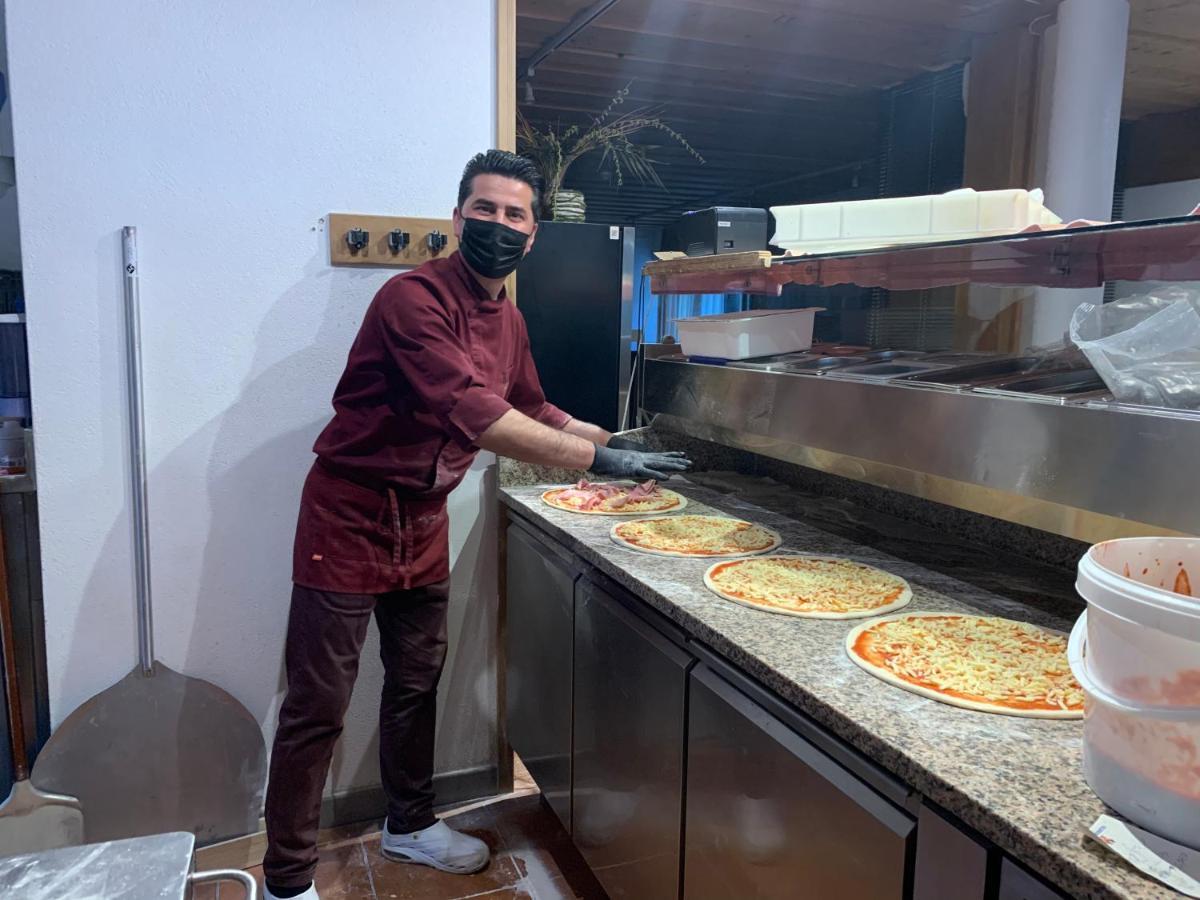 ホテル Ristorante Con Alloggio Val Sole Acquarossa エクステリア 写真